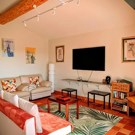 Au Coeur Des Vignes, A Deux Pas De La Apartmán
